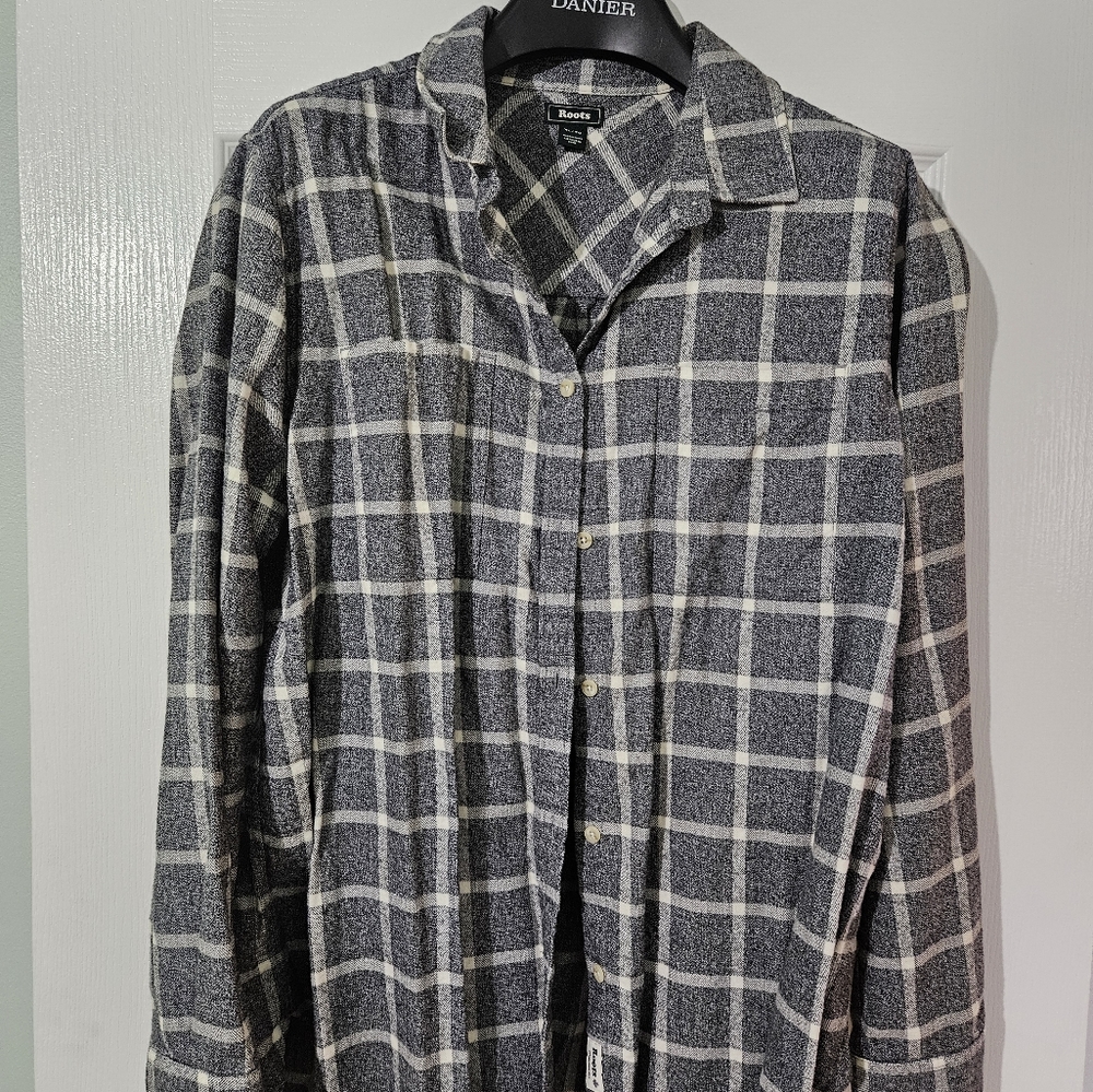 ROOTS Plaid Grey/White Collared shirt